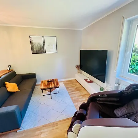 Apartamento Mitten Im Schwarzwald Mit Infrarot-sauna Und Garagenparkplatz Schönwalde