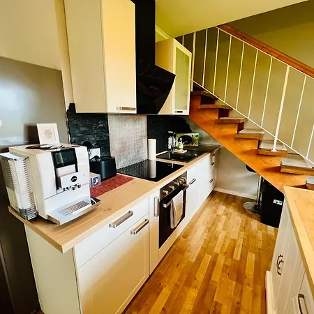 Mitten Im Schwarzwald Mit Infrarot-sauna Und Garagenparkplatz Schönwalde